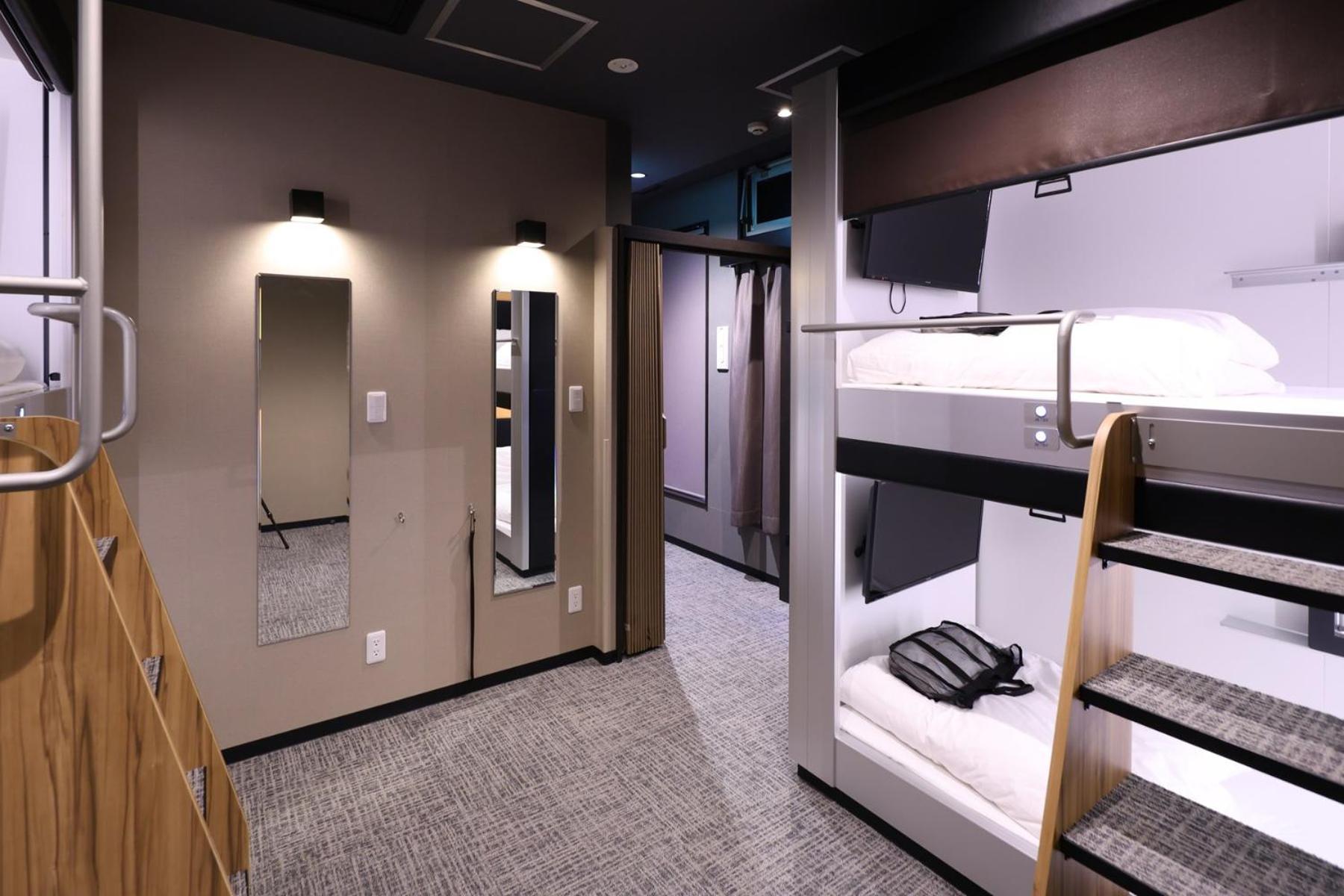 Global Cabin Yokohama Chukagai Экстерьер фото